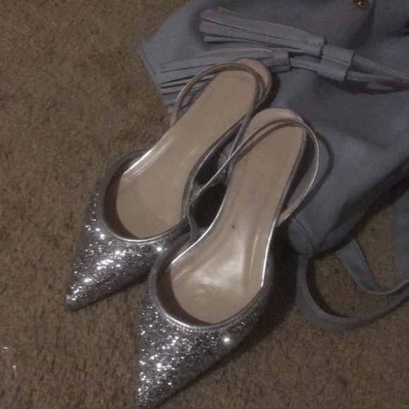 Shoes - Picture 2 of 4